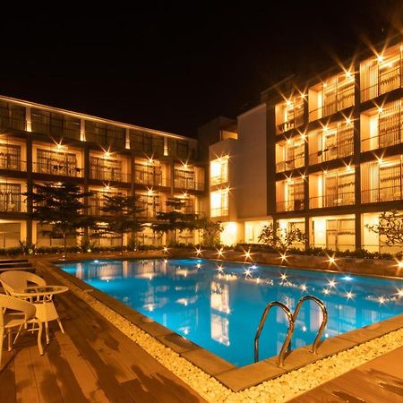 Regent Hotel Мьей Экстерьер фото